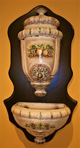 cerámica aguamanil de pared con madera, decorado en antiguo