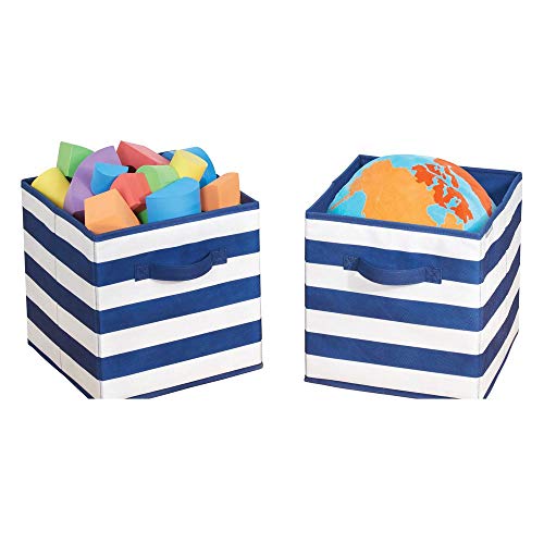mDesign Juego de 2 cajas organizadoras para guardar juguetes – Cestas de tela a rayas para habitación infantil o dormitorio – Caja de tela con asas, ideal como juguetero – azul marino/blanco