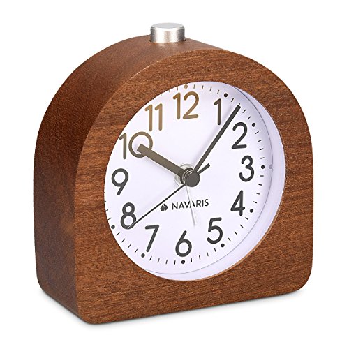 Navaris Despertador analógico - Despertador Madera con luz y Sonido - Reloj Retro con función repetición de Madera Natural Color marrón Oscuro