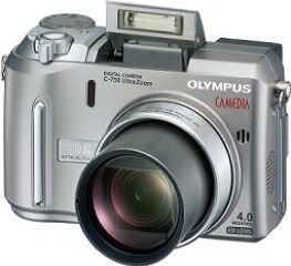 Olympus C-750UZ Camedia - Cámara Digital Compacta 4.2 MP - Plata (1.5 Pulgadas LCD, 10x Zoom Óptico)