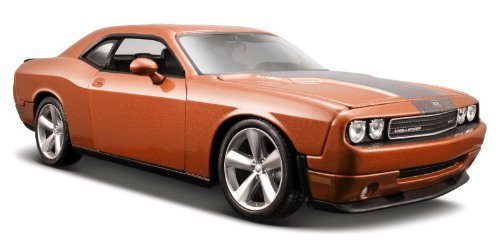 2008 Dodge Challenger SRT8 [Maisto 31280], Orange, 1:24 Die Cast by Maisto