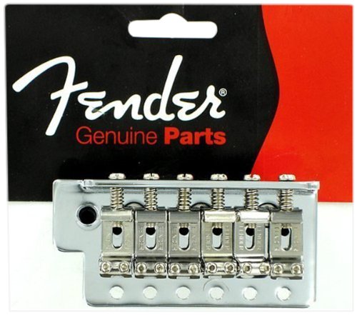 Fender Stratocaster Trémolo de la serie estándar (estilo Vintage '06-present) – cromado
