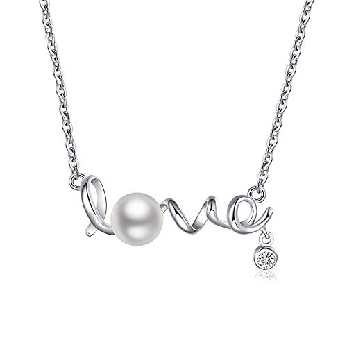 Colgante Love para lucir el amor en Plata de Ley 925 con Perla de Agua Dulce y Circonita, diseño muy elegante. Ideal para regalo romántico en Navidades, Enamorados y Cumpleaños