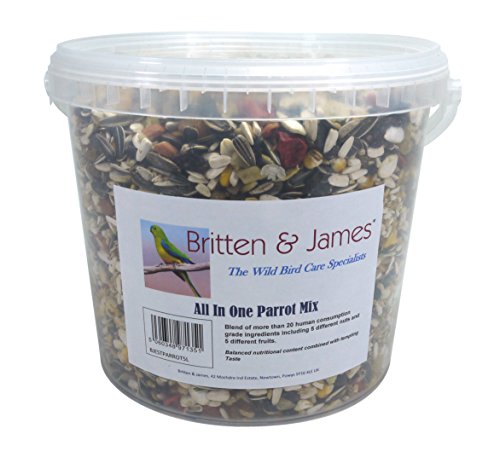 Britten & James Best All In One Parrot Mix de 5 litros de Tina Fresca. Esta excelente combinación ha Sido creada sin Reparar en Gastos para ser la Mejor Comida Todo en uno para su Loro.