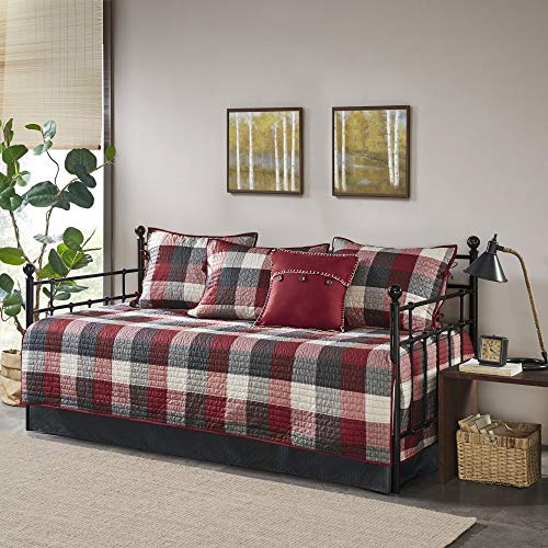Madison Park Ridge - Juego de cama de 6 piezas, diseño casual, reversible a sólido, bordado de doble cara para todo el año, juego de ropa de cama, fundas y faldón a juego, color rojo