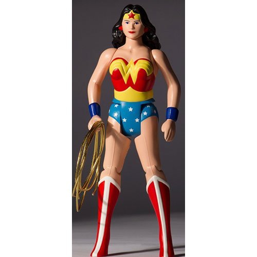 Gentle Giant Studios DC Super Powers: Wonder Woman Jumbo Action Figure by Gentle Giant
