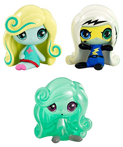 Monster High Minis Power Ghouls Frankie Stein, an Original Ghouls Lagoona Blue and a Getting Ghostly Twyla Figures, 3 Pack
