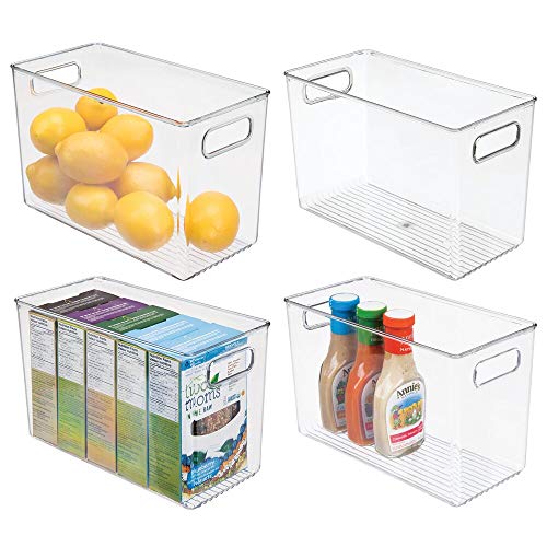 mDesign Juego de 4 cajas organizadoras con asas – Organizador de frigorífico alto para almacenar alimentos – Contenedor de plástico para los armarios de la cocina o la nevera – gris
