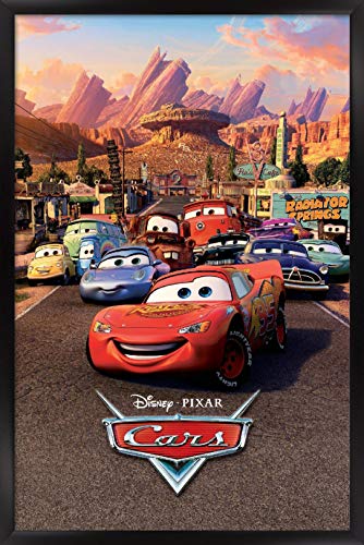 Trends International Disney Pixar Cars - Póster de pared (37,4 x 56,8 cm), color negro