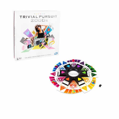 Hasbro Trivial Pursuit 2000's Edition Game (Versión Inglés)