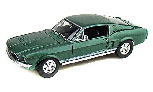 Maisto 1967 Ford Mustang Fastback GTA Green 1/18 Diecast Model Car by