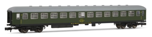 ARNOLD - Coche RENFE 8000, 2ª Clase BB8794, Color Verde (Hornby HN4100)