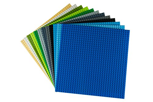 Strictly Briks Pack de 12 Bases apilables para Construir - Compatible con Todas Las Grandes Marcas - 25,4 x 25,4 cm - 12 Bases de Colores