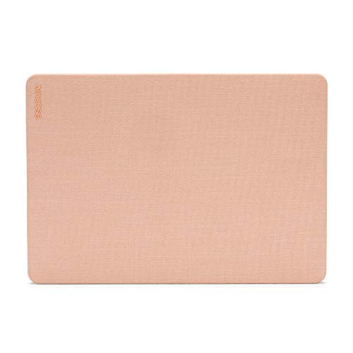 Incase Hardshell - Carcasa rígida para Apple MacBook Air de 13,3" (Early 2020, M1-Late 2020), Color Rosa [Material de Lana Woolenex I Orificios de ventilación I Ligera y Fina
