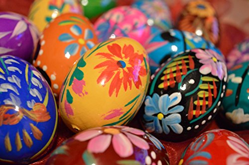 Wooden World Juego de Huevos de Pascua de Madera Pintados a Mano, decoración, 60 x 45 mm, tamaño del Huevo de gallina, Ideal para Pascua (3)