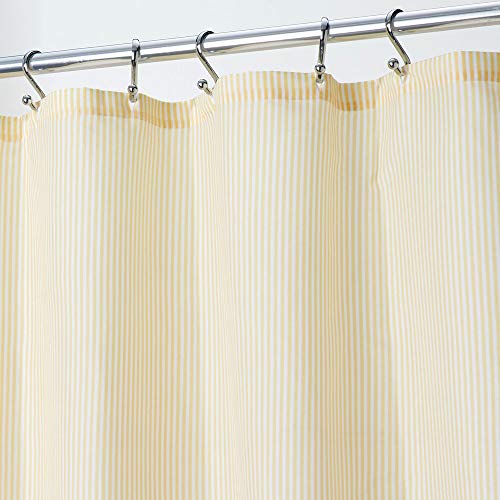 mDesign Cortinas para ducha o bañera – Elegante cortina de baño de tela de 183 cm x 183 cm – Clásico accesorio de baño con orificios reforzados – amarillo claro