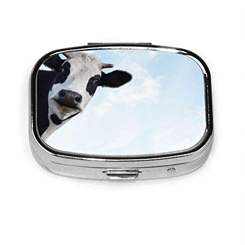 Pastillero – Caja de píldoras con diseño de vaca en azul cielo, portátil, rectangular de metal plateado, compacto 2 espacios, pastilleros para viaje/bolsillo/monedero