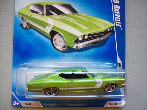 HOT WHEELS 08/10 '09 MUSCLE MANIA '69 CHEVELLE LT GREEN WITH WHITE STRIPE 084/190