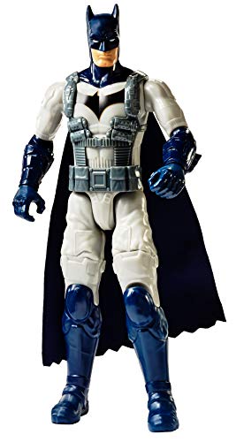 DC BATMAN MISSIONS™ Figura básica 30cm, Batman con traje de armadura (Mattel FVM75)