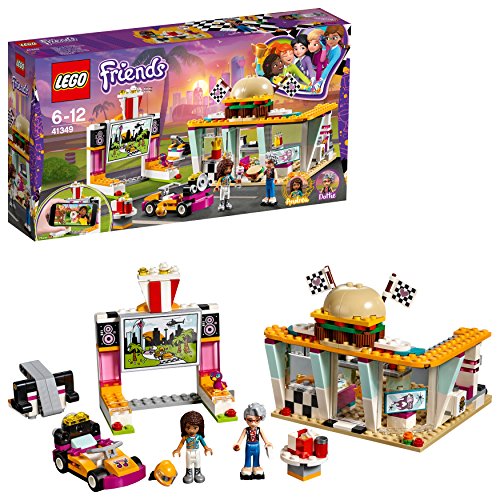 LEGO Friends - Cafetería de Pilotos, Juguete con Mini Muñecas y Kart para Crear y Construir Divertidas Carreras y Aventuras con Andrea y Pepper para Niñas y Niños de 6 a 12 Años (41349)