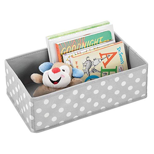 mDesign Caja de almacenaje para habitaciones infantiles o baños – Cestas organizadoras en fibra sintética de lunares – Organizadores de armarios – gris claro/blanco