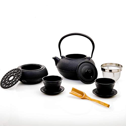 Lumaland Servicio de té 8 piezas: tetera de 1,4 litros, cucharilla dosificadora, 2 tazas con platillos de hierro fundido