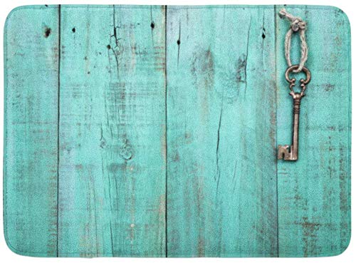 Alfombras de baño Alfombrilla para puerta Llavero de bronce de la casa de esqueleto Colgando de una cuerda en blanco Menta verde antiguo Puerta de madera rústica Bienes inmuebles Madera 15.8 "x23.6"