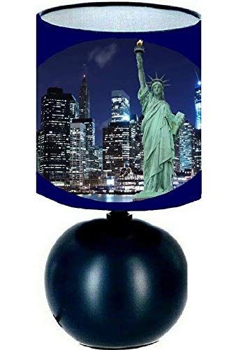 Lámpara de mesita de noche de Nueva York, diseño de estatuto de la libertad. Creación artesanal, personalizable con el nombre.