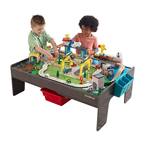 KidKraft- Juguete de vías de tren y mesa, de madera, para niños, juego clásico de actividades ferroviarias con accesorios incluidos (120 piezas) My Own City Vehicle, Color Multicolor (18026)