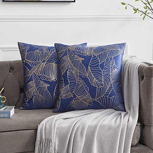 OMMATO Juego de 2 fundas de cojín de terciopelo con hojas doradas decorativas para sofá, dormitorio, 50 x 50 cm, color azul real