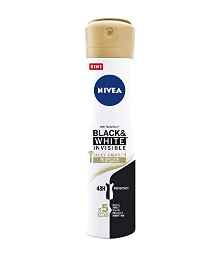 NIVEA Black & White Invisible Silky Smooth Spray (1 x 200 ml), desodorante antitranspirante para una piel suave, desodorante spray para proteger la ropa