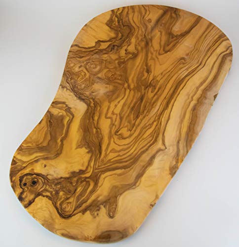 allesOlive | Tabla de cortar grande y rústica de madera de olivo en diferentes longitudes | El diseño y el tamaño de la tabla de cortar es individual y, por lo tanto, un ejemplar único (61-65 cm).