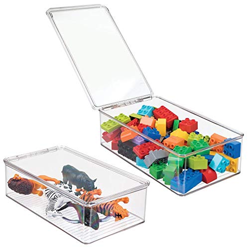 mDesign Organizador de juguetes con tapa - Cajas de almacenaje para guardar juguetes bajo la cama o en las estanterías de la habitación infantil – Juguetero de plástico transparente - Paquete de 2