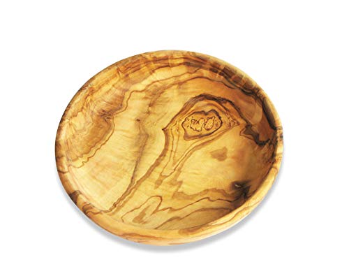 Plato redondo LAMAMMA de madera de olivo, diámetro aproximadamente 15 cm. El producto es finamente veteado y barnizado con aceite de lino prensado en frío. Cada plato es un ejemplar único.