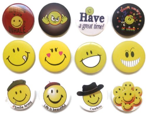 Insignia de botón con diseño de emoticono con cara sonriente #4 de calidad impresionante lote de 12 nuevos pines de 3,2 cm