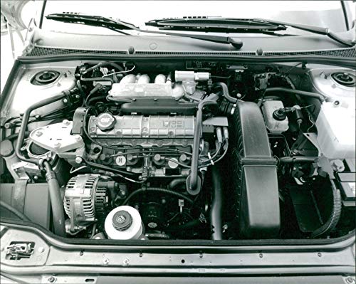 Renault Laguna RXE 2.0 - Vintage Press Photo