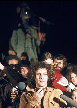 Photo Yippie Abbie Hoffman Riot Conspiracy Trial Chicago Black Panthers & Others Charged 1968 Democratic National Convention.