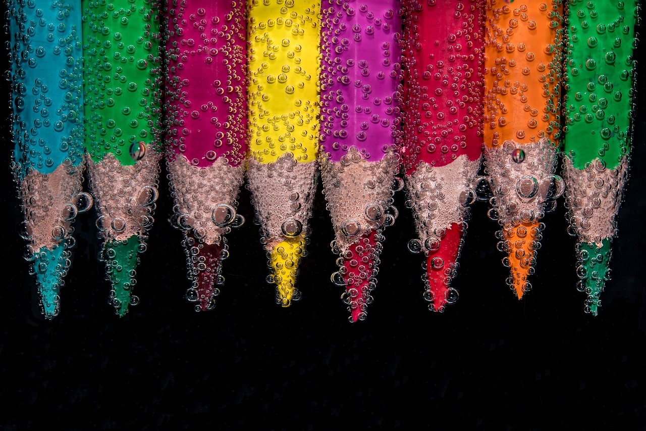 ¿Qué colores son los autos?