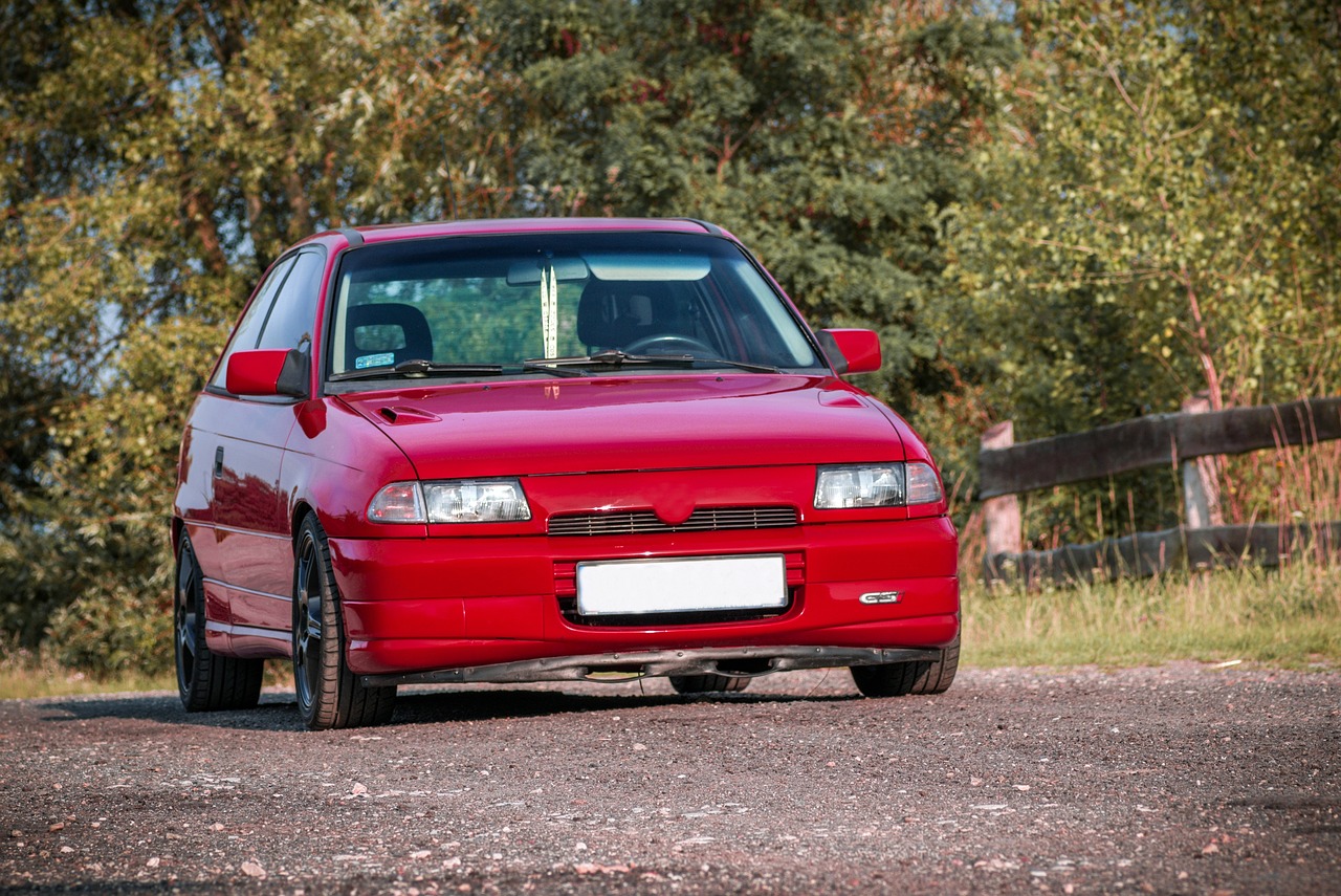 ¿Qué motor tiene el Opel Astra?