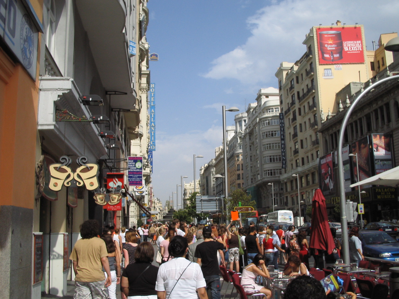 la Gran Via en Madrid