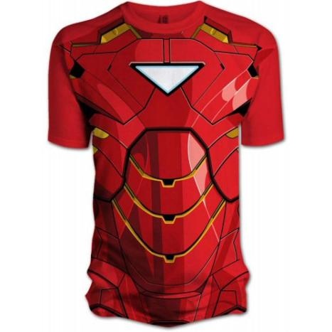 la camiseta de Iron Man que reproduce la armadura del superhéroe