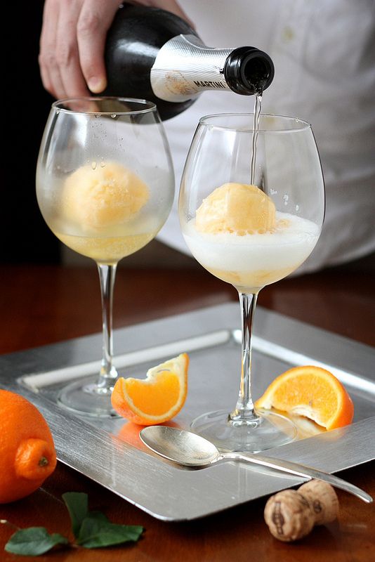 Cava con sorbete de mandarina para Año Nuevo