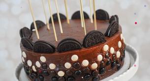 Cómo decorar fácilmente una tarta de chocolate
