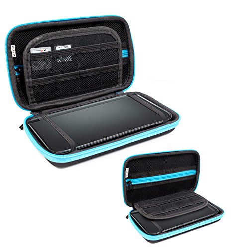 Orzly Funda para Nintendo 3DS XL (Original) o New 3DS XL (Nueva) - Funda Dura de Viaje para Llevar la Consola con Ranuras para Juegos y Bolsillo con Cremallera – Azul sobre Negro