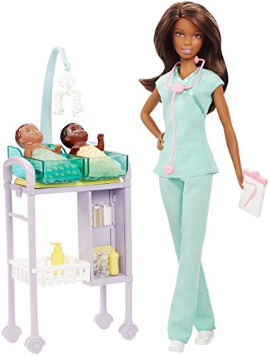 Barbie Quiero Ser Pediatra, muñeca morena con accesorios (Mattel DVG12)