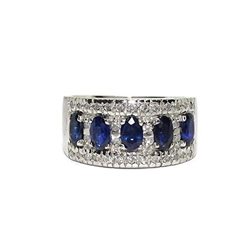 Never Say Never Ancho y Precioso Anillo de Oro Blanco de 18k con un 5 zafiros ovales de 1.45cts y Diamantes Talla Brillante Alrededor Color H y 0.40cts de Peso. Never Say Never Ancho y Precioso Anillo de Oro Blanco de 18k con un 5 zafiros ovales de 1.45cts y Diamantes Talla Brillante Alrededor Color H y 0.40cts de Peso.