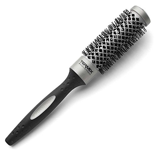 Termix Evolution Basic Ø32-Cepillo térmico redondo con fibra ionizada de alto rendimiento, especial para cabellos de grosor medio. Disponible en 8 diámetros y en formato Pack.