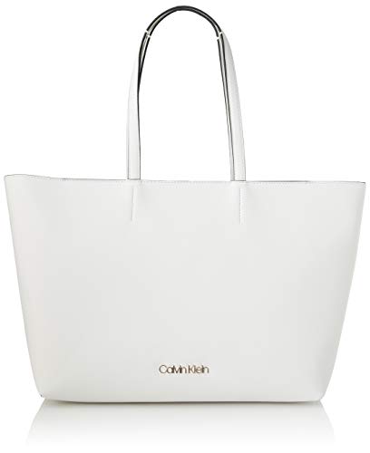 Calvin Klein - Ck Must Shopper Md Cav, Bolsos totes Mujer, Blanco (White), 1x1x1 cm (W x H L) Calvin Klein - Ck Must Shopper Md Cav, Bolsos totes Mujer, Blanco (White), 1x1x1 cm (W x H L)