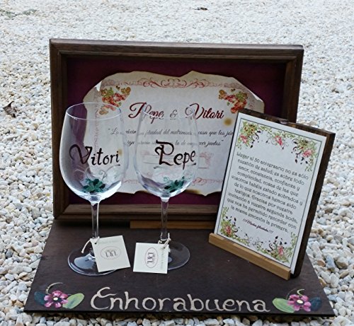 Regalo Boda de Oro o Boda de Plata personalizado y con dedicatoria personal vitrina y copas 25 o 50 aniversario