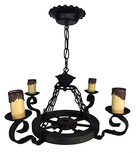 Lámpara rústica con rueda de carro 4 luces. Diámetro total 55 cm. Lámpara rústica con rueda de carro 4 luces. Diámetro total 55 cm.